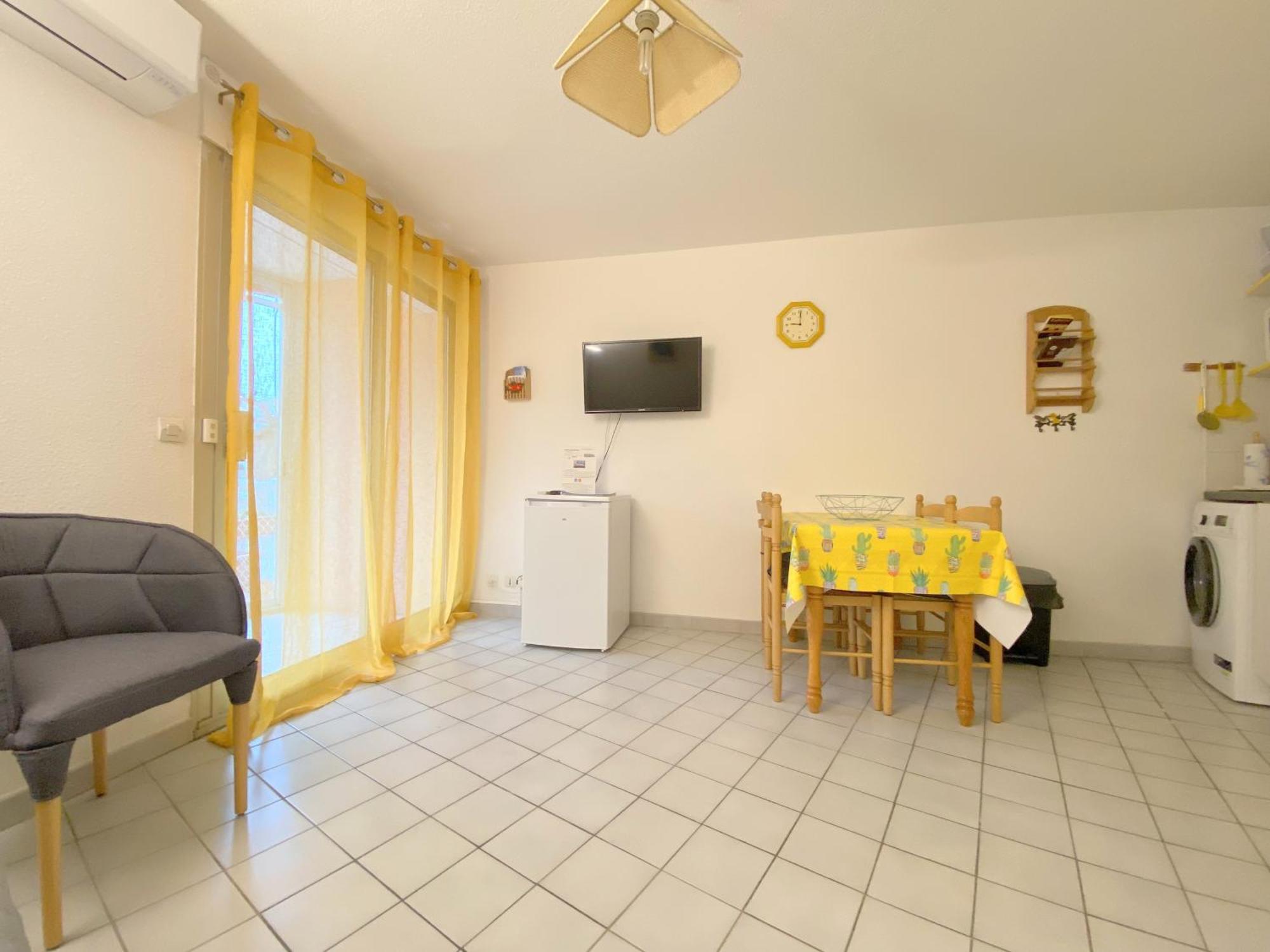 Sol-Y-Days Mathilde, Agreable Appartement En Rez-De-Jardin Avec Parking Et Un Acces Direct A La Plage Le Grau-du-Roi Exterior foto